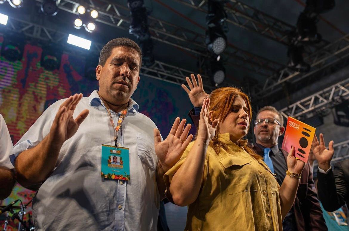 A justiça garantiu o direito de utilizar livremente o transporte universitário para estudantes, após denúncias. FOTO: Divulgação
