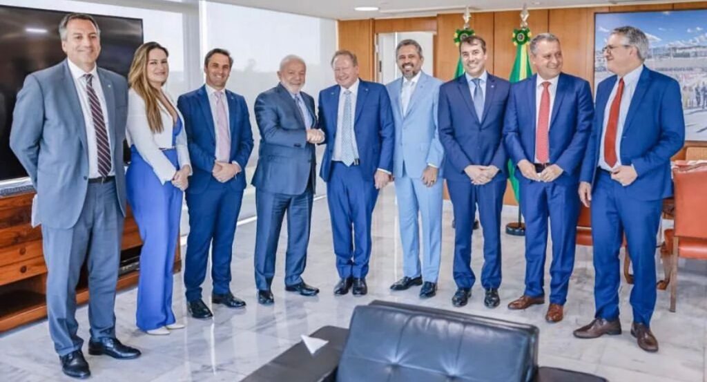 Encontro entre autoridades no palácio do planalto promove a discussão e o fortalecimento do Hidrogênio Verde no país. Foto: Reprodução/@elmanofreitas