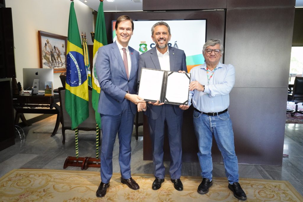 elmano-firma-parceria-com-universidade-de-lisboa-para-capacitacao-de-professores